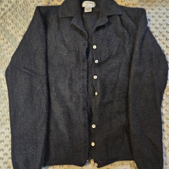 Classic Timeless Black Cashmere Women's Sweater Quiet Luxury Buttons Soft - Picture 2 of 13